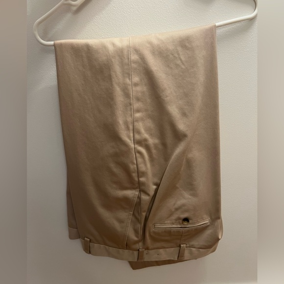 Jos. A. Bank Traveler’s Collection Tailored Fit Golf Chinos - Picture 2 of 4